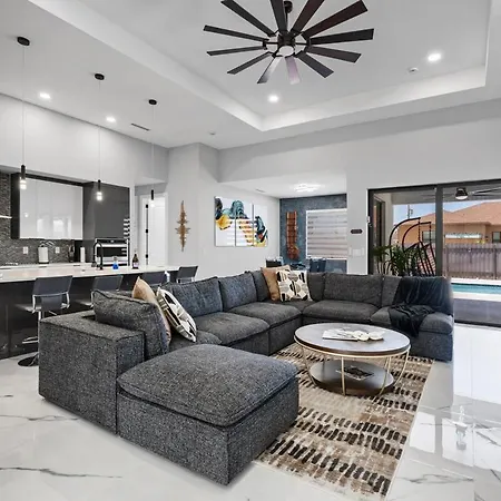 Relax & Play In Cape Coral Pool Bbq Family Fun Villa